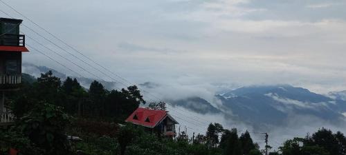 Darjeeling Haus | Krishna Cottage Rampuria