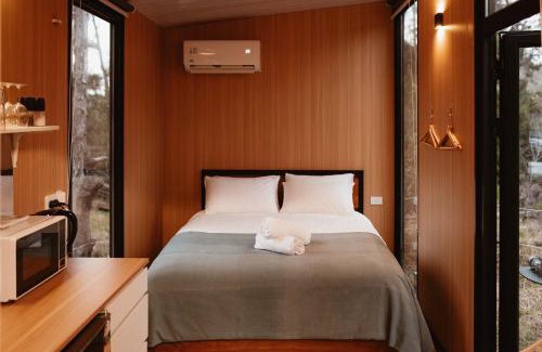 Kuaotunu Haus | Kūaotunu Cabin 1 by Tiny Away