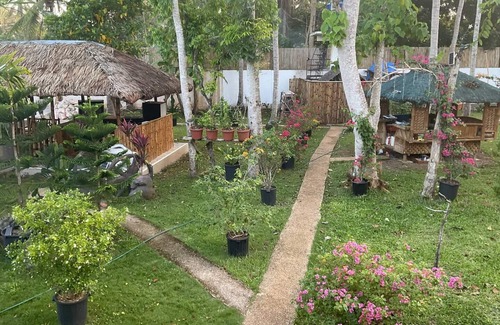 Dauis Kabine | Kubo A, Loft (M&K’s Guest House)