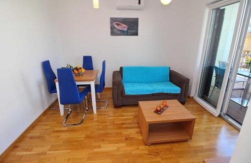 Drace Wohnung | Kula Fancy Apartments - One-Bedroom Apartment with Terrace Ground Floor A1