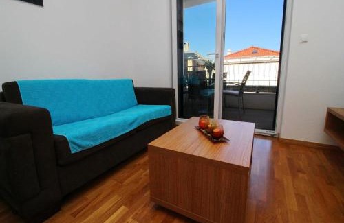 Drace Wohnung | Kula Fancy Apartments - One-Bedroom Apartment with Terrace Ground Floor A1