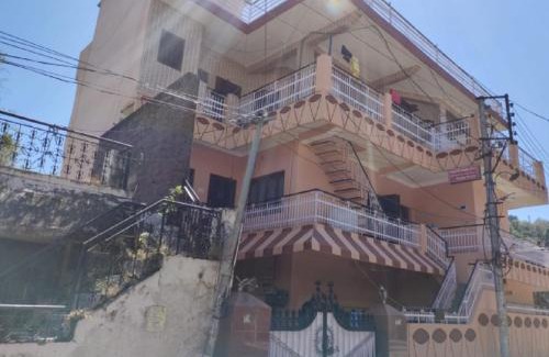 Sidhpur Haus | Kumar Home Stay by StayApart