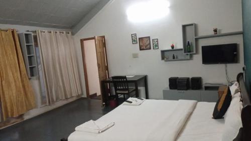 Periyur Haus | Kumaran Kudil - New Family Home Stay VL Bodinayakkanur, Theni