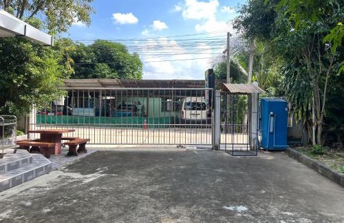 Nong Pla Lai Haus | Kunaeng ครัวกันเอง รีสอร์ท