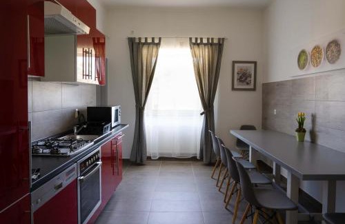 Kisujszallas Wohnung | Kunfoglalás Apartmanház