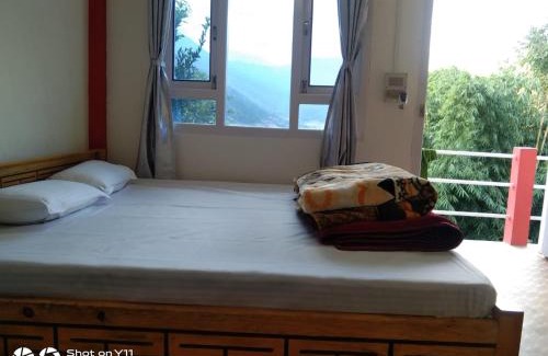 Bomdila Haus | Kunjang Homestay