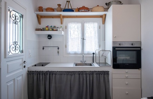 Kithnos Haus | KYON Beach Suite-A 2min by the sea Skilos, Kythnos