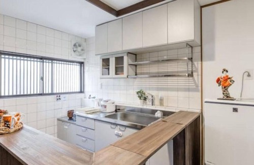 Minami Haus | VERLÄNGERUNG / FUNHOUSE Katsurakawa / PRIVATHAUS / ZU FUSS ZUR JR STATION