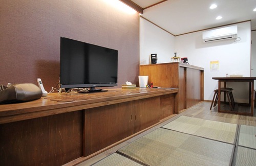 Minami Haus | VERLÄNGERUNG / FUNHOUSE Katsurakawa / PRIVATHAUS / ZU FUSS ZUR JR STATION