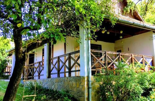 Nagyloc Haus | Lóci Palócház