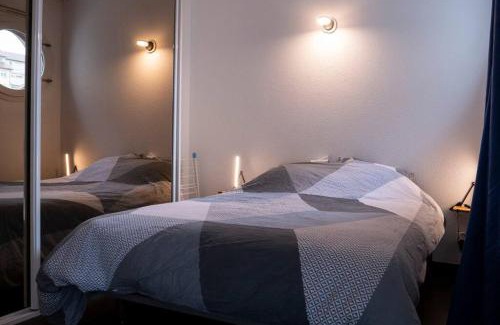 Besancon Wohnung | L'île d'Olive, appartement entier 2 à 4 personnes terrasse 25 m2 Besançon, proche CV, Micropolis et CHU