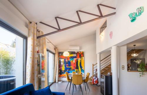 Le Pontet Wohnung | L'Avant Scène Meublé 5 étoiles Parking Gratuit Jacuzzi