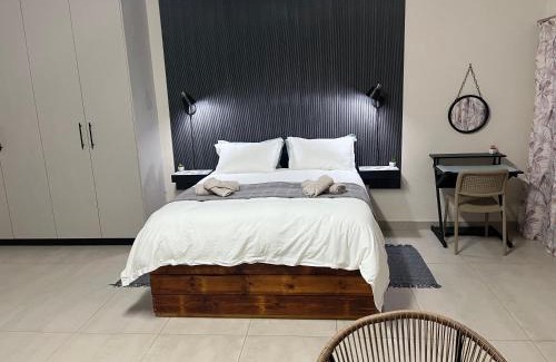 Klerksdorp Haus | L&C Cottage