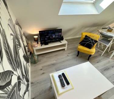 Nay Wohnung | L'ENSOLEILLÉ - Classé 2 étoiles - Nay centre - Appartement