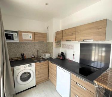 Les Perroquets Wohnung | L ESCALE entre DISNEY et PARIS