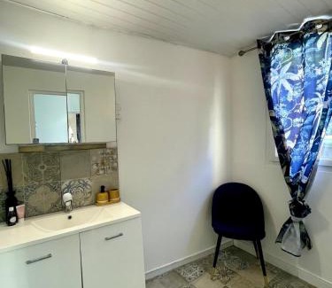 La Celle-sous-Gouzon Wohnung | L'Instant Caen - House in Caen