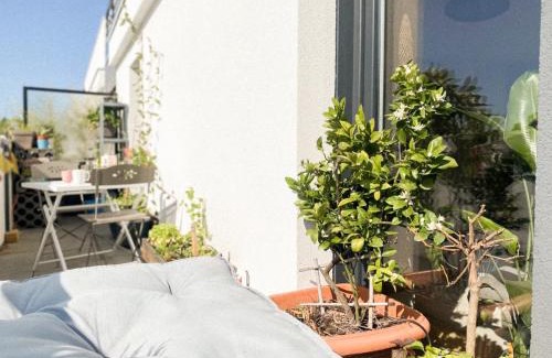 Vaires-sur-Marne Wohnung | L'Olympique: appartement cosy, vue canal grande terrasse et parking