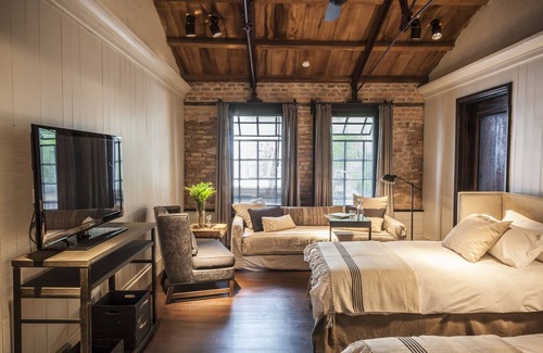 Corrientes Haus | La Alondra Casa De Huéspedes