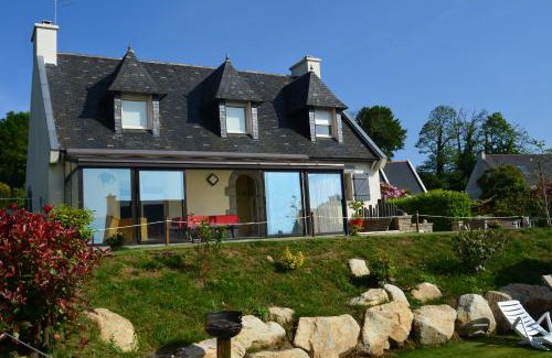 Plomelin Haus | La Belle Etoile