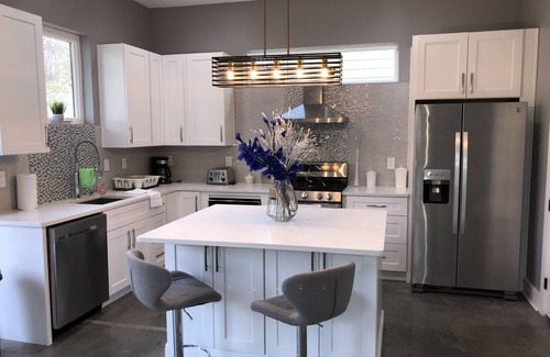 Summerhill Haus | La Casa Azul