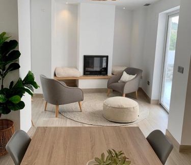 Murchas Haus | La Casa del Puente