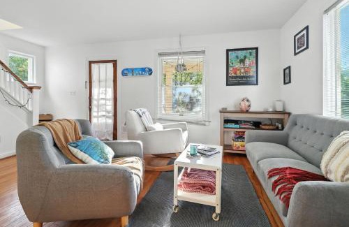 Old West Side Haus | La Casa Naranja home