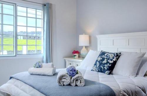 Fenais da Luz Haus | La Casita Felizola- Charming Coastal Escape