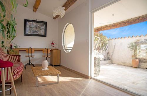 Pezenas Wohnung | La Comédie de Pézenas - Appartements