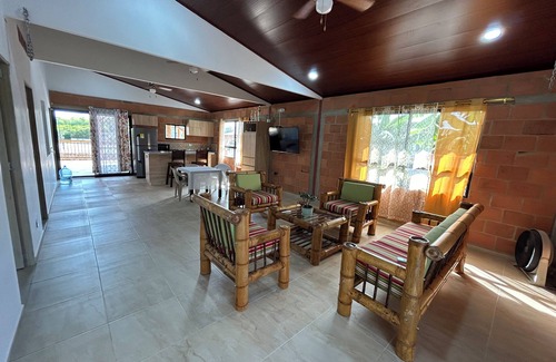 Montenegro Sonstige | La Gema De Quindio Montenegro con AC & WiFi 2BR / 2.5Ba