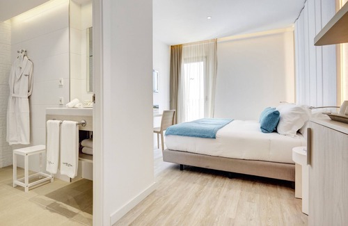 Puerto de Pollensa Hotel | La Goleta Hotel de Mar - Adults Only