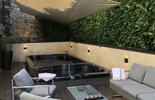 Saint-Genis-Pouilly Haus | La Grange Emnitan - Fantastische Villa für 12, Wellness, Fitness, Heimkino
