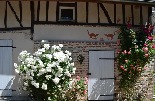 Lamarche-sur-Saone Bed & Breakfast | La Licorne