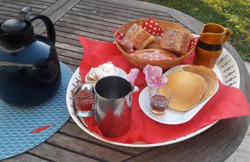 Lamarche-sur-Saone Bed & Breakfast | La Licorne