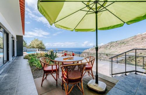 Tabua Haus | La Madérene with Pool by Stay Madeira Island
