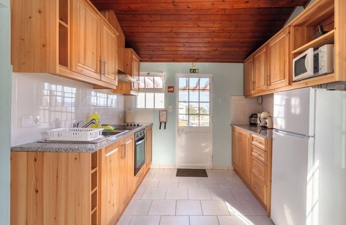 Mosteiros Hütte | La Maisonette - Azorean Butler