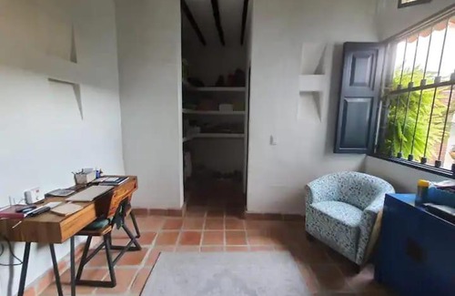 Honda Haus | La Mala Crianza