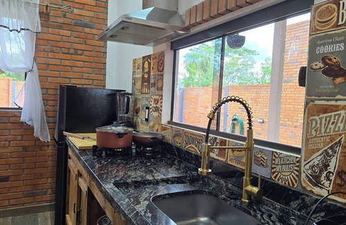 Atyra Hotel | La Mala Junta