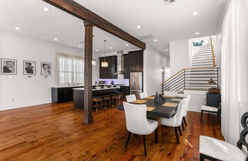 McDonough Haus | La Marie Unique New Orleans Jazz house!