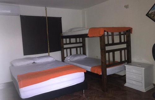 Metropolitana Haus | La perla casa de campo