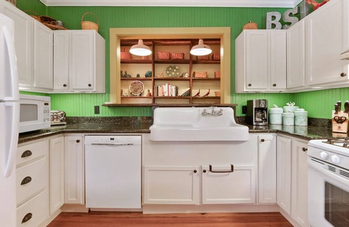 Bay St Louis Haus | Restaurierte Creole Cottage NRHP-Pool-2 Blocks vom Strand entfernt