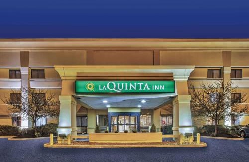 Perrysburg Hotel | La Quinta Inn by Wyndham Toledo Perrysburg