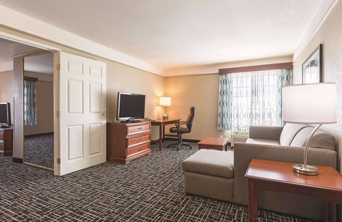 Deming Hotel | La Quinta Inn & Suites by Wyndham Deming