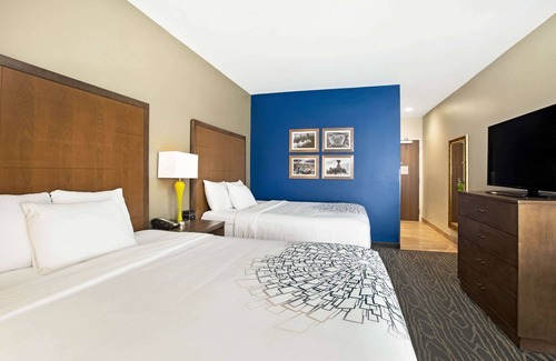 Page Hotel | La Quinta Inn & Suites by Wyndham Page at Lake Powell