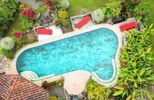 Uvita Villa | La Rana Deluxe Villa - Riverfront with A Pool Near A Beach