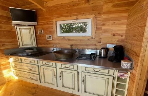 Quinson Hotel | La roulotte du verdon