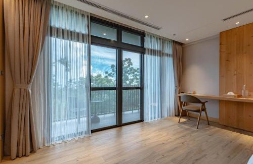 Donghe Haus | La Tree 普椿農場木子莊園