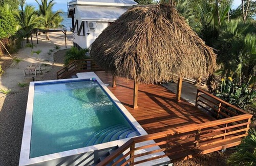 Caribbean Way Haus | La Vida Belize - Casa is a Beautiful Beach Front Home with Pool