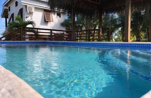 Caribbean Way Haus | La Vida Belize - Casa is a Beautiful Beach Front Home with Pool