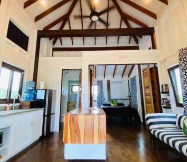 Caribbean Way Haus | La Vida Belize - Casita