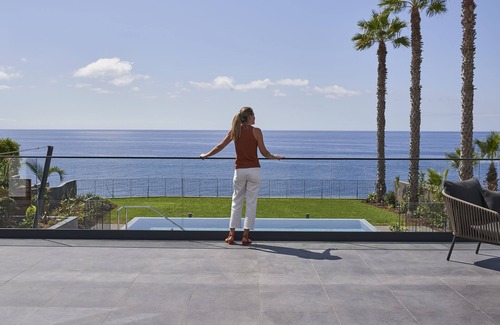 Sao Martinho Haus | La Villa at The Cliff Bay